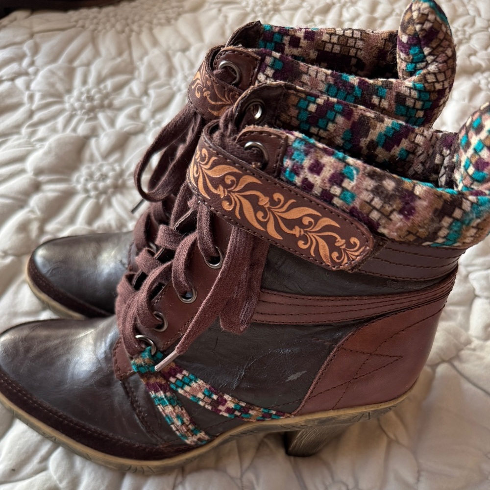Laine spring step ankle boots